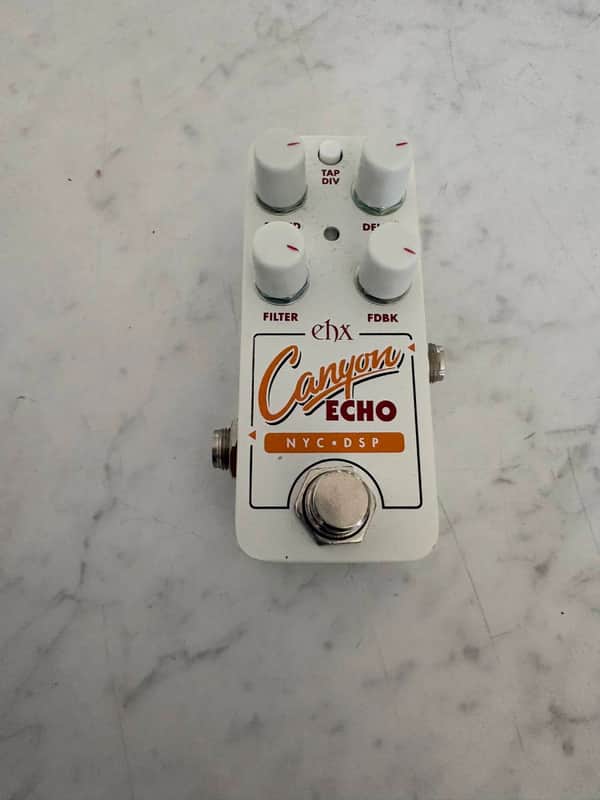 Electro-Harmonix Pico Canyon Echo Digital Delay image 1