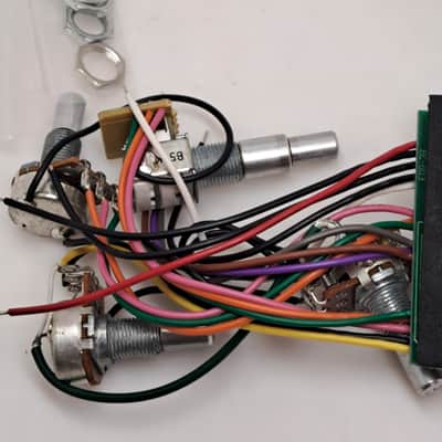 Ibanez 3EQ1EQB3B EQB-3B Bass Onboard Preamp- 3 Band- NOS Unused image 10