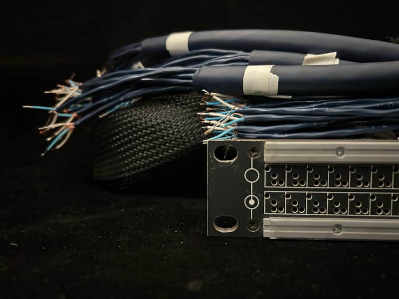 Ghielmetti CSF 1x48AV. Audio and digital patchbay.Already wired. 4,5 feet 96 leads loom image 1
