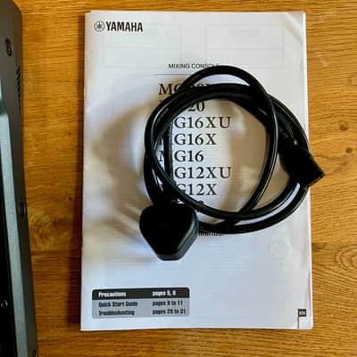 Yamaha MG12X-CV **Excellent Condition** Original Box & Manuals image 3