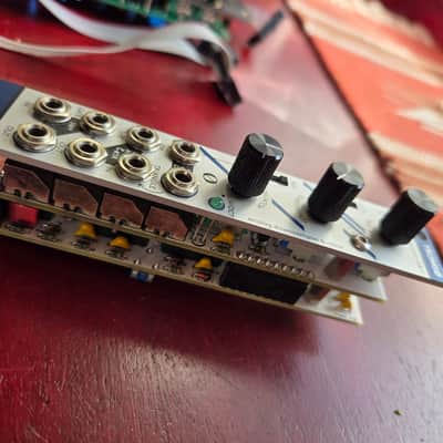 BASTL Instruments Tromso VCO / Comparator / Sample & Hold 2013 - 2020 - Silver image 3