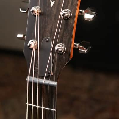 Taylor Builder's Edition 517e Grand Pacific Acoustic/Electric Guitar - Wild Honey Burst with Hardshell Case - Floor Model Demo image 5