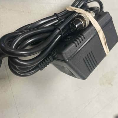 Phonic MM 1002a Mixer w/ power supply image 5