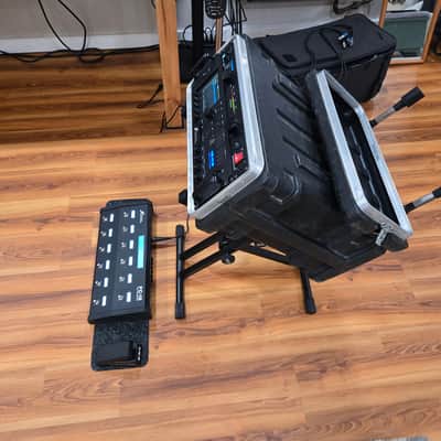 Full Fractal Axe-FX III Rig - Fractal Audio Axe-FX III, Fractal FC-12, Dunlop Expression Pedal, Custom SKB 4U Rack, On-Stage Amp Stand image 4