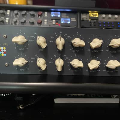 AudioScape Engineering Co. DC-101 D-COMP 2-Channel Limiter / Compressor 2018 - 2021 Green image 3