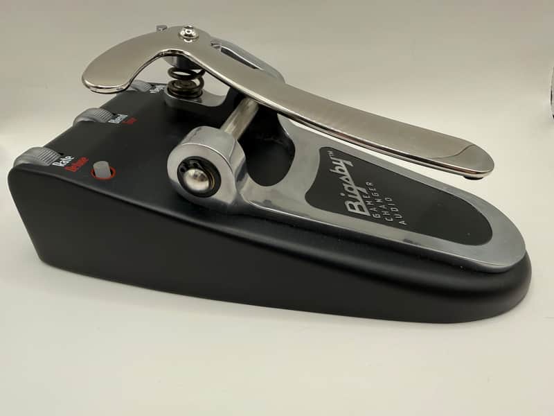 Gamechanger Audio Bigsby Pedal