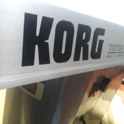 Korg Triton LE 61 w/ Drum Setup image 3