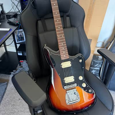 Fender Standard jazzmaster HH 2018 - Sunburst image 16