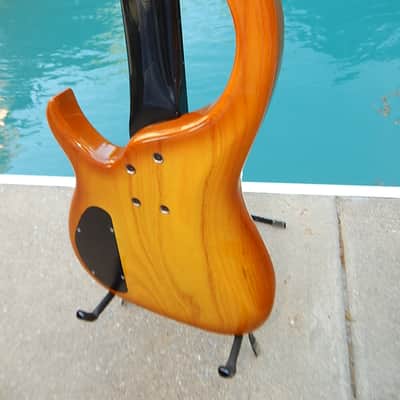 Modulus Quantum Sweet Spot 5 1995 Sunburst image 4