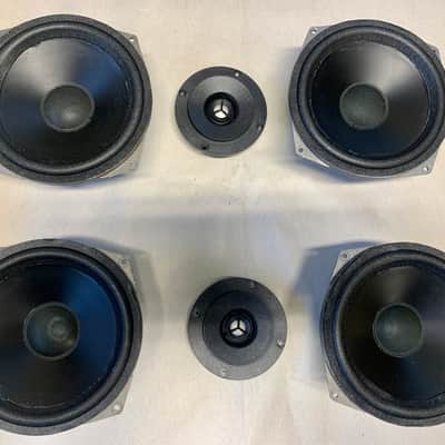 Paradigm Phantom v. 2 Tower Speakers Black image 10
