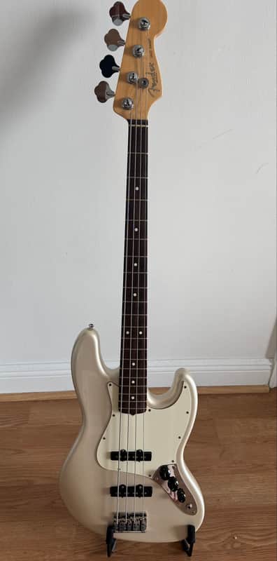 Fender American Standard Jazz Bass with Rosewood Fretboard 2008 - 2012 - Blizzard Pearl image 1