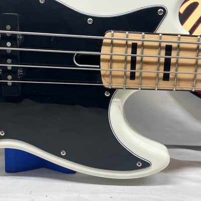 Sire Marcus Miller V7 4- String J-Style Electric Bass image 6