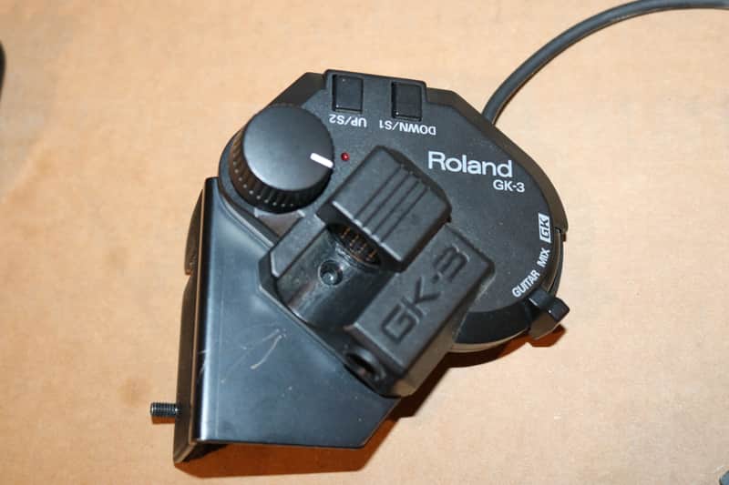 Roland GK-2A Divided Guitar Pickup | Reverb Canada