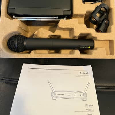 Audio-Technica ATW-902 System 9 Handheld VHF Wireless Microphone System 2010s - Black image 3