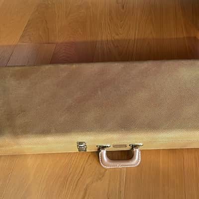 Fender G&G Deluxe Strat/Tele Hardshell Case, Tweed with Orange Plush Interior image 3