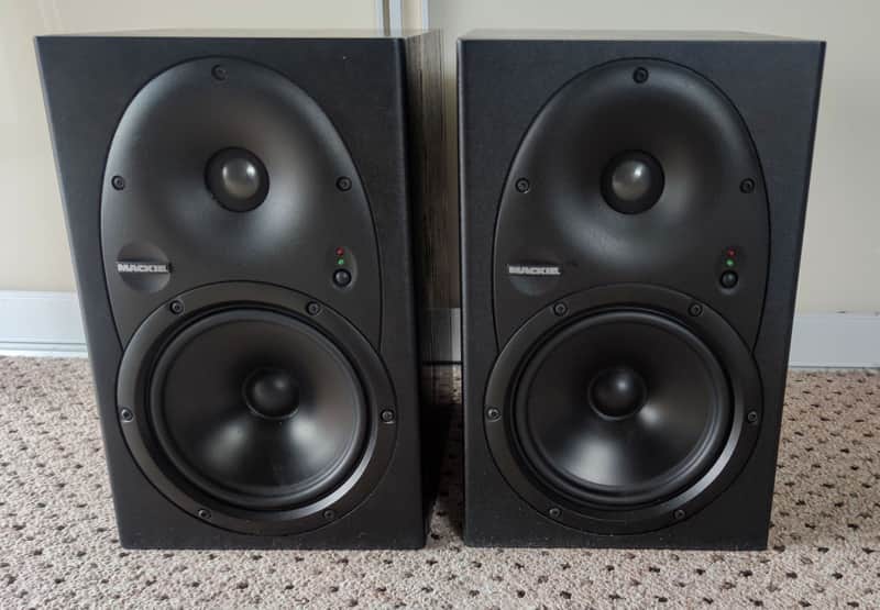 MACKIE HR624 Active Studio Monitors (Pair) 2002 - 2007 - Black image 1