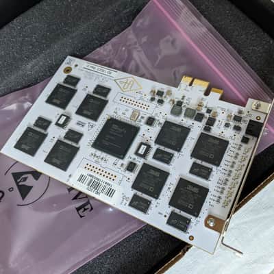 Universal Audio UAD-2 OCTO Core PCIe DSP Accelerator Card 2012 - Present - White image 2