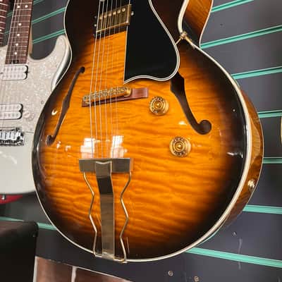Gibson ES-165 Herb Ellis Vintage Sunburst 1998 Hollow Body Electric Guitar image 5