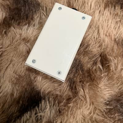 Pettyjohn Electronics Lift Original V1 - White image 3