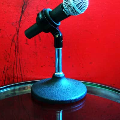 Vintage 1990's Shure SM58 Handheld Cardioid Dynamic Microphone Low Z w A55M mic clip # 3