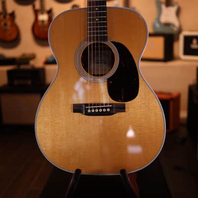 Martin 000E Retro Plus Series Acoustic-Electric Guitar Natural Spruce/Granadillo 1944 image 3