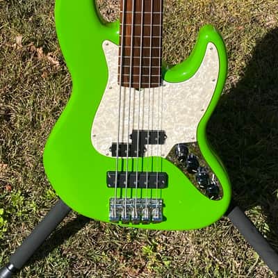Carey Nordstrand  Nordy VJ5 5 String Bass Guitar image 3