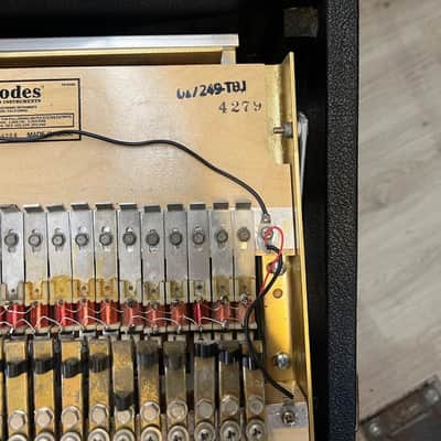 Rhodes Mark I Stage 73-Key Electric Piano 1975 - 1979 - Black Rounded Top image 23