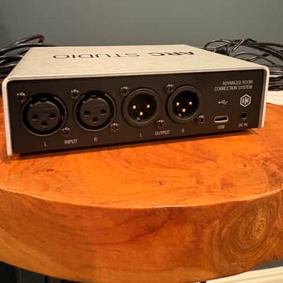 IK Multimedia ARC Studio Room Correction System 2024 - Present - Black image 2
