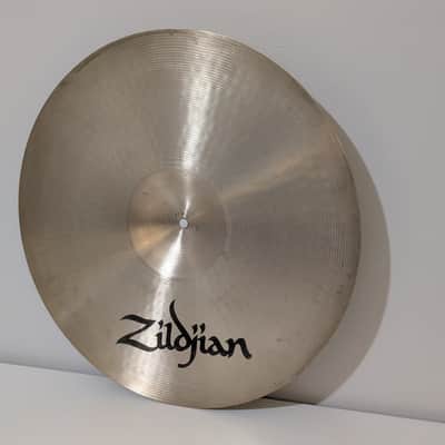 Zildjian 18" A Series Medium Thin Crash Cymbal 1982 - 2012 - Traditional image 11