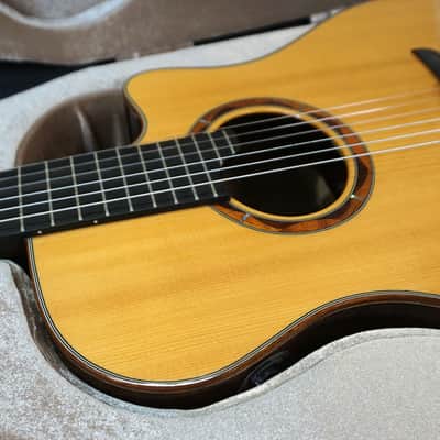 Yamaha NTX5 Acoustic-Electric Nylon String - 2022 - Mint image 4