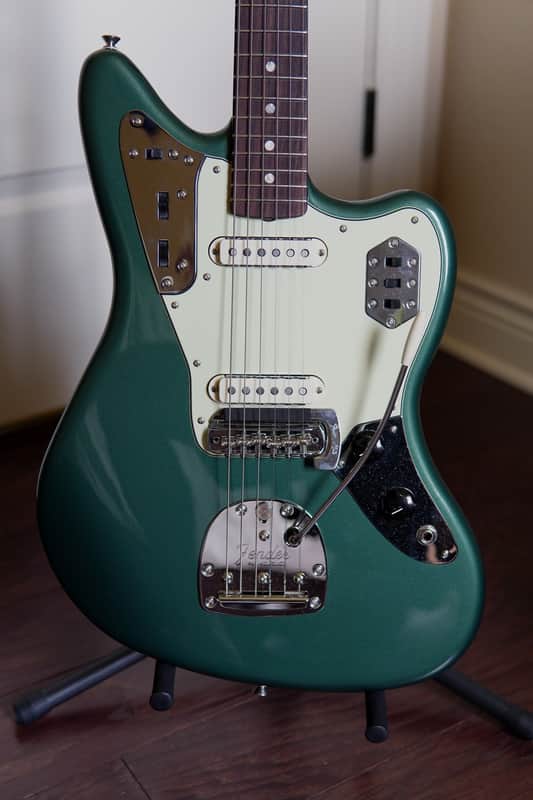 Fender Vintera III Mid '60s Jaguar 2025 - Present Sherwood Green Metallic