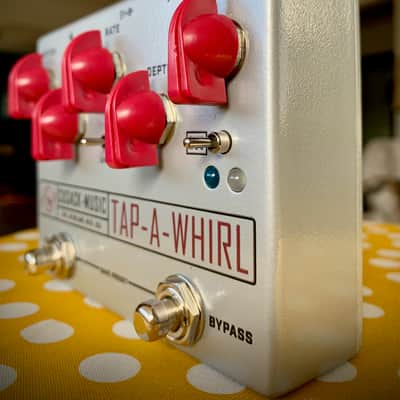 Cusack Music Tap-A-Whirl V3 - Silver / Red Knobs image 2