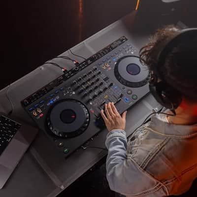 AlphaTheta DDJ-GRV6 Professional DJ Controller – 4-Channel, Multi-Deck, USB-C, Rekordbox & Serato Compatible image 14