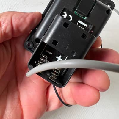 Fishman Presys preamp and pickup system image 6