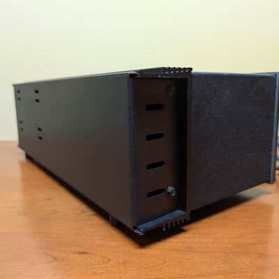 Crown D-150 Vintage 1970s 70W Dual Channel Power Amplifier image 5