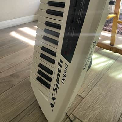 Roland AX-Synth 49-Key Shoulder Synthesizer 2009 - 2012 - White image 2
