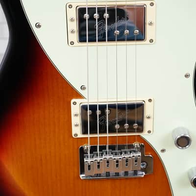 Fender Player Plus Meteora HH - 3-Color Sunburst image 6