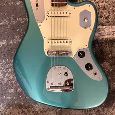 Fender American Professional Classic Jaguar 2025 - Present - Faded Sherwood Green Metallic image 3