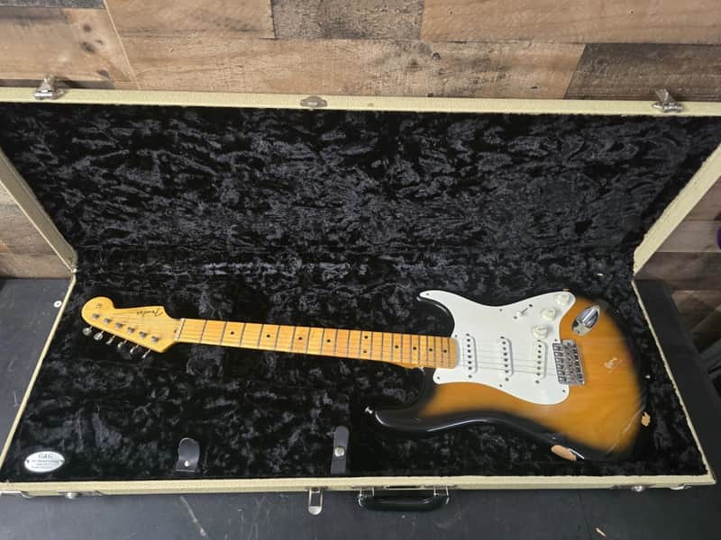 2016 Fender Eric Johnson Stratocaster 2-Tone Sunburst w/ Original Hard Case