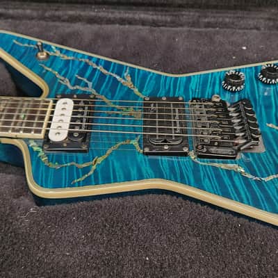 Washburn Boogiebolt Custom Boogie Street guitar with OHSC  Dime Dimebag BSG1 2005 - Blue quilt with abalone lightning bolt inlay image 9