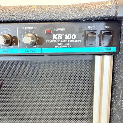 Peavey KB 100 Vintage USA-Made Keyboard Amplifier / Multi-Purpose PA Combo Amp 1980's image 2