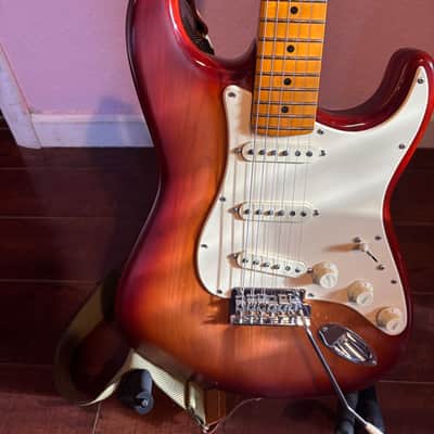 Fender American Professional II Stratocaster with Maple Fretboard 2020 - Present - Sienna Sunburst PARTSCASTER image 4