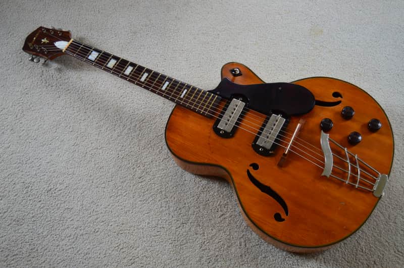 Harmony H-62 c. 1957 - Natural - Good