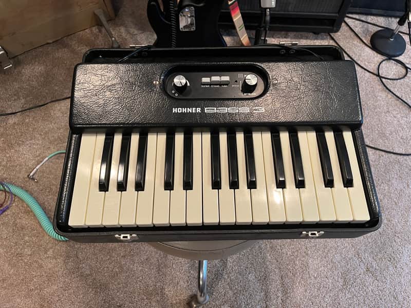 Hohner Bass 3 Suitcase
