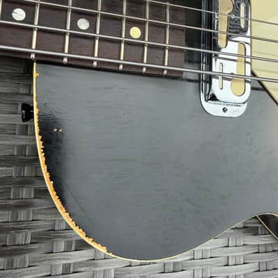 Vintage Harmony H-22 Bass Guitar 1963 - Sunburst image 8