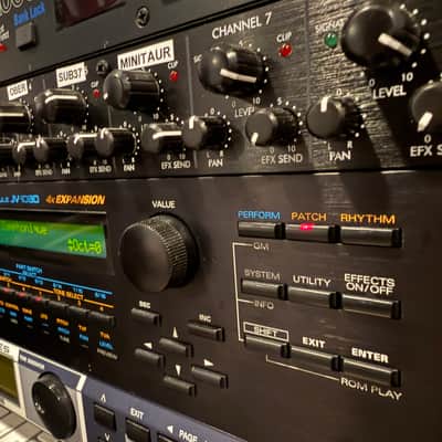 Roland Super JV-1080 64-Voice Synthesizer with 4x Expansion image 5