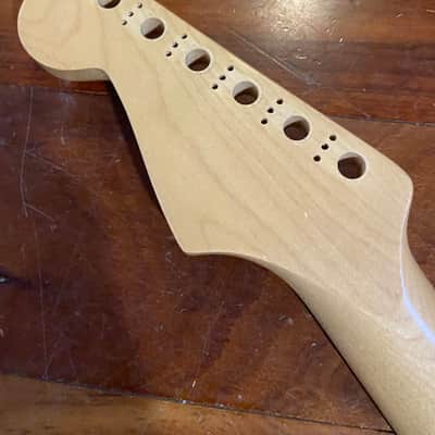 2006 Fender Strat Neck Maple Standard Stratocaster 9.5" Brass Nut image 3
