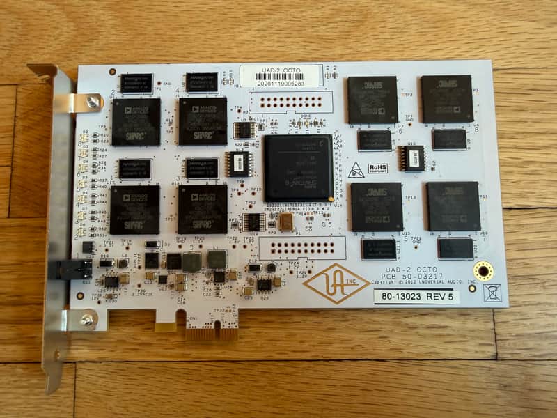 Universal Audio UAD-2 OCTO Core PCIe DSP Accelerator Card 2012 - Present - White image 1