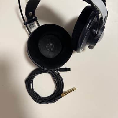 AKG K702 Open-Back Studio Headphones - Black image 2