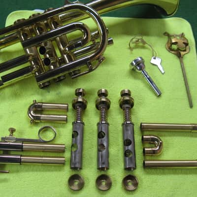 Huttl Cornet - Chris Kratt 1979 - Nickle SIlver Bell Model, Original Case and Chris Kratt MP image 15